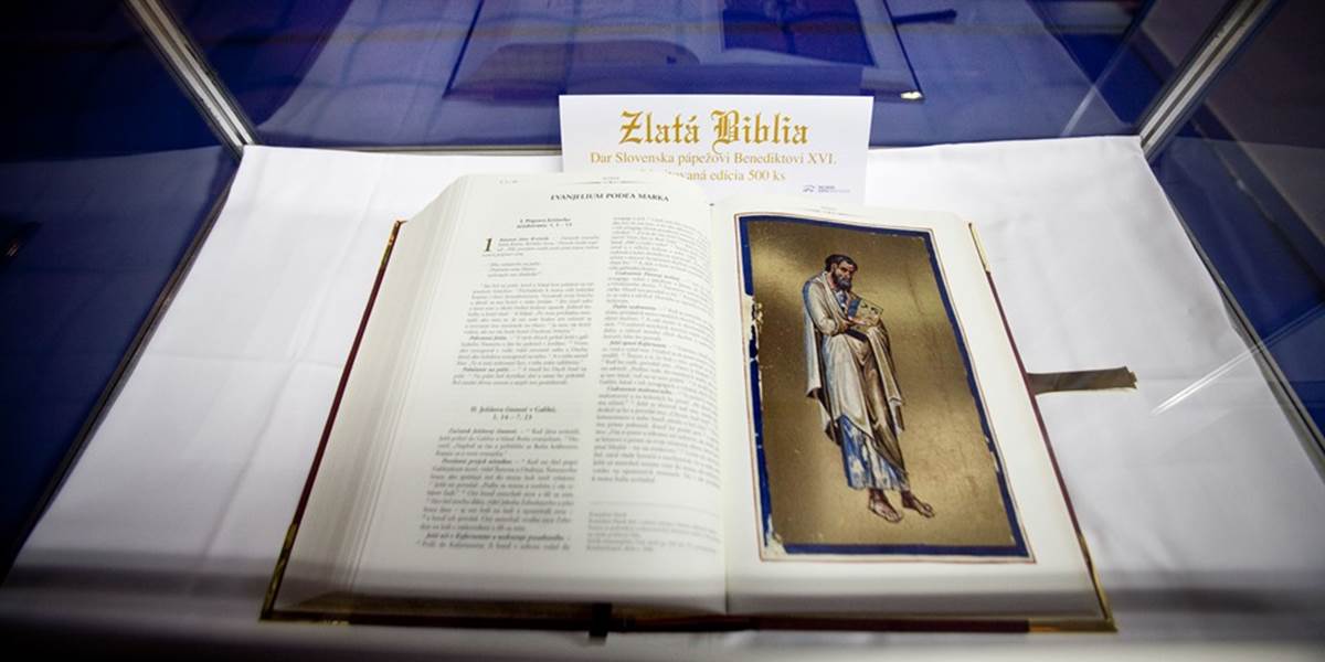 Najstaršiu bibliu z roku 1596 vystavia v múzeu tento mesiac