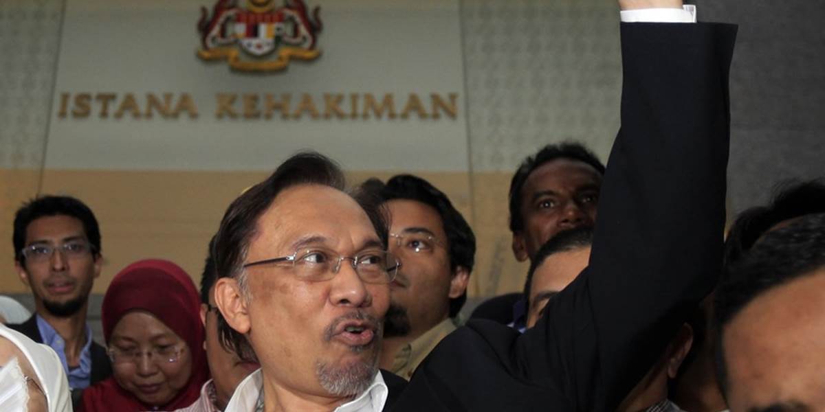 Malajzijský vodca opozície dostal päť rokov väzenia, za análny styk s asistentom