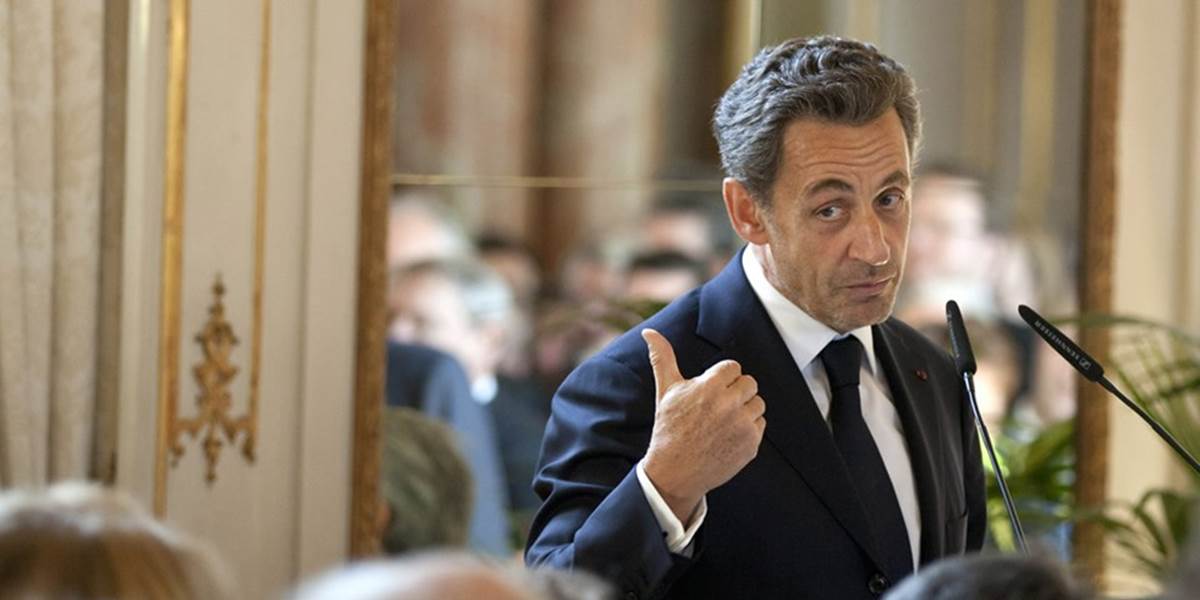 Vyšetrovatelia údajne odpočúvajú exprezidenta Sarkozyho