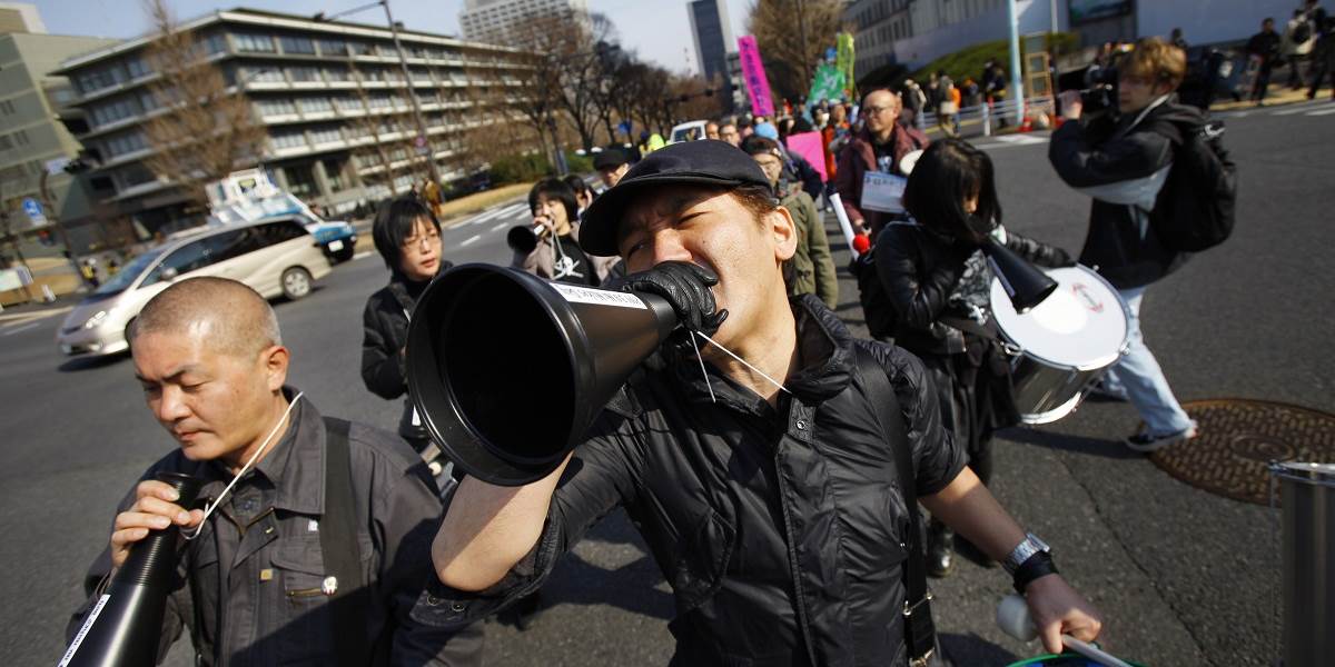 Tisíce Japoncov demonštruje pred výročím Fukušimy