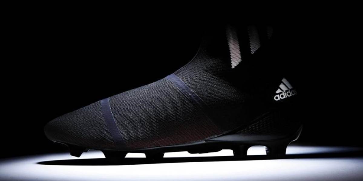 Adidas prišiel s novinkou: Futbalové kopačky spolu s ponožkami!