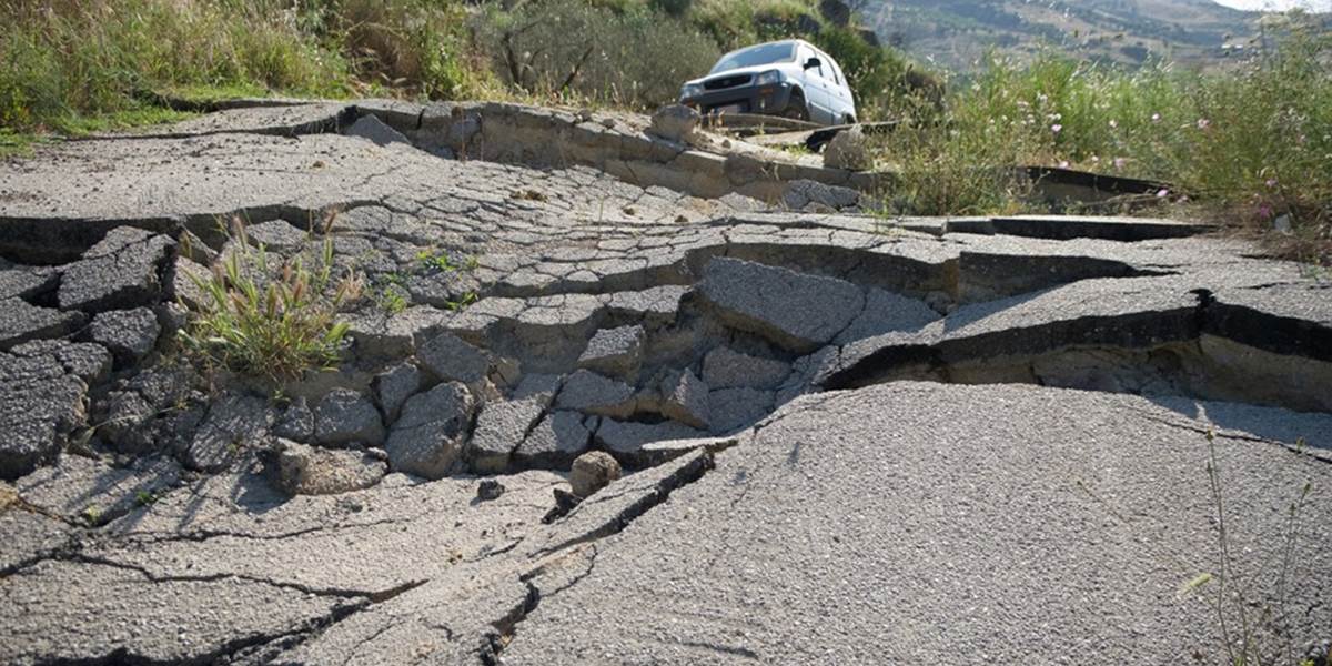 Silné zemetrasenie v Čile: Pred cunami evakuovali takmer 86-tisíc ľudí!