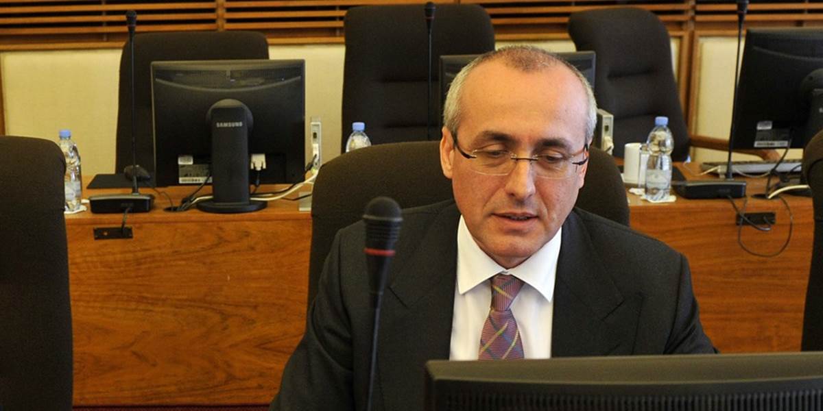 Opozícia ide odvolávať Boreca pre ochranu korupcie politika