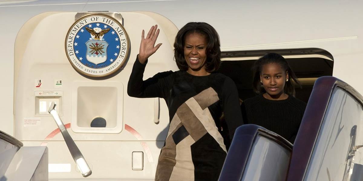 Michelle Obamová pricestovala s dcérami a matkou na týždennú návštevu Číny