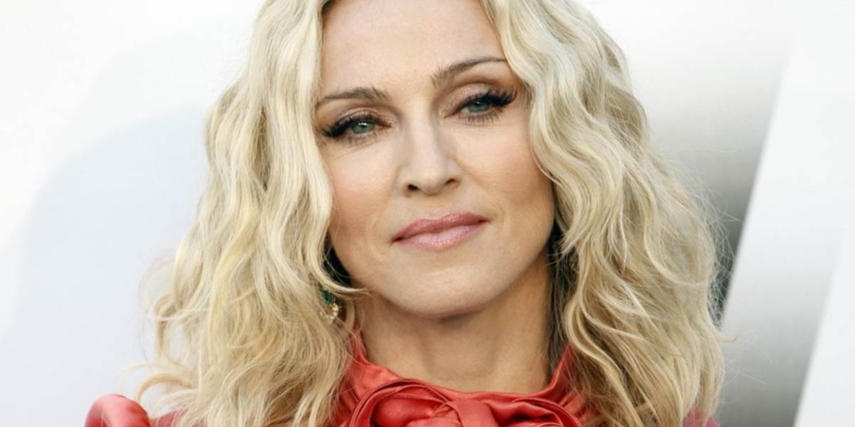 Popová hviezda Madonna bude režírovať romantický film Adé: A Love Story