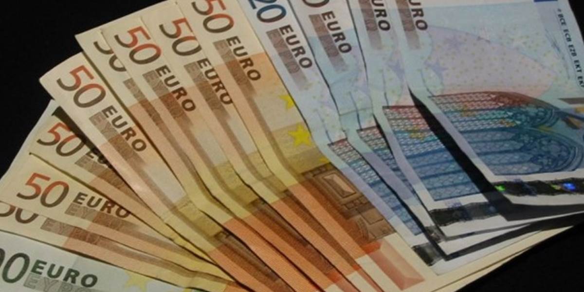 Dôchodkyňa naletela podvodníkom, obrali ju o tisíc eur