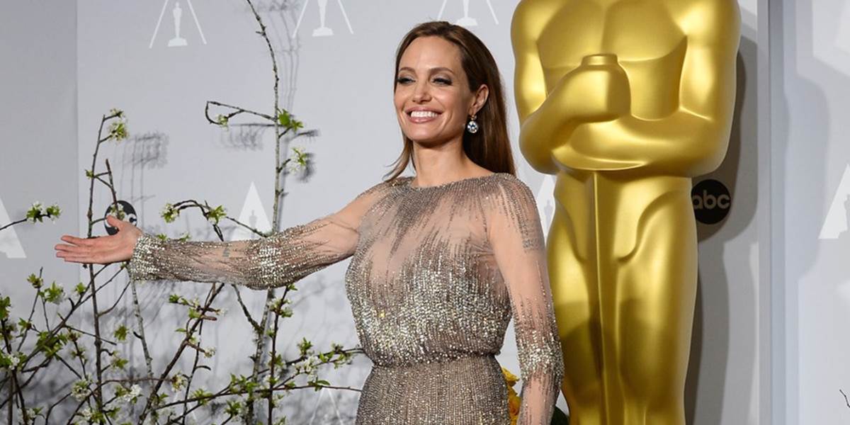 Angelina Jolieová sa stretne v Bosne s obeťami sexuálnych vojnových zločinov