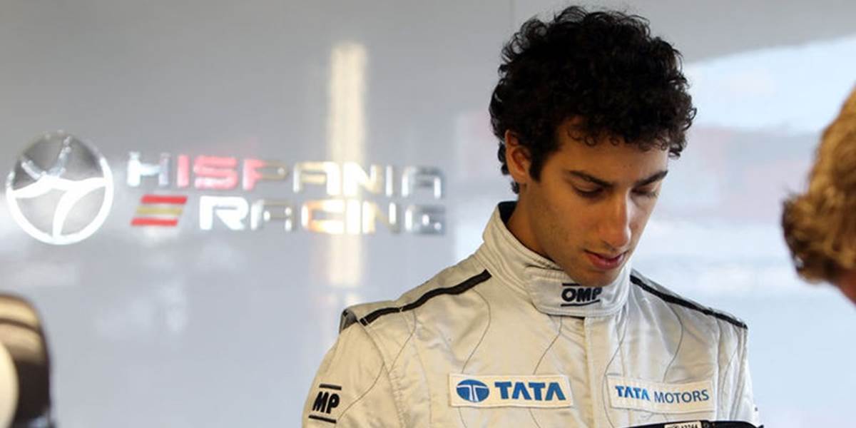F1: Ricciardo príde na štarte VC Bahrajnu o desať miest