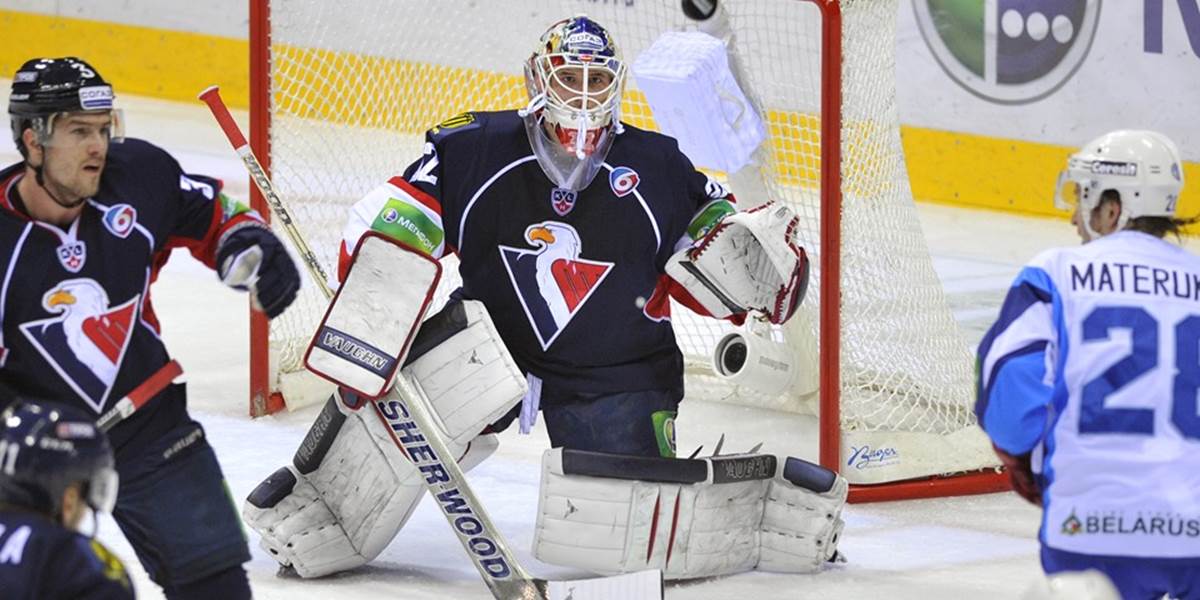 KHL:Slovan má pod zmluvou 16 hráčov, bez kontraktu stále Janus, Miklík i Vondrka