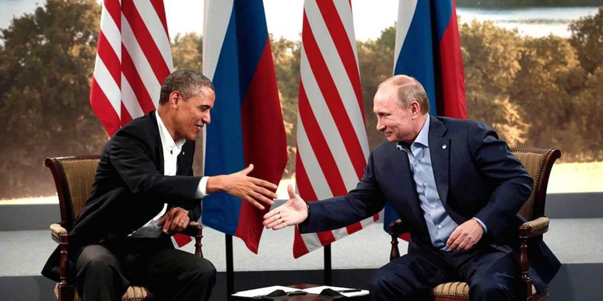 Američania sa nevedia zhodnúť, či je silnejší Obama alebo Putin
