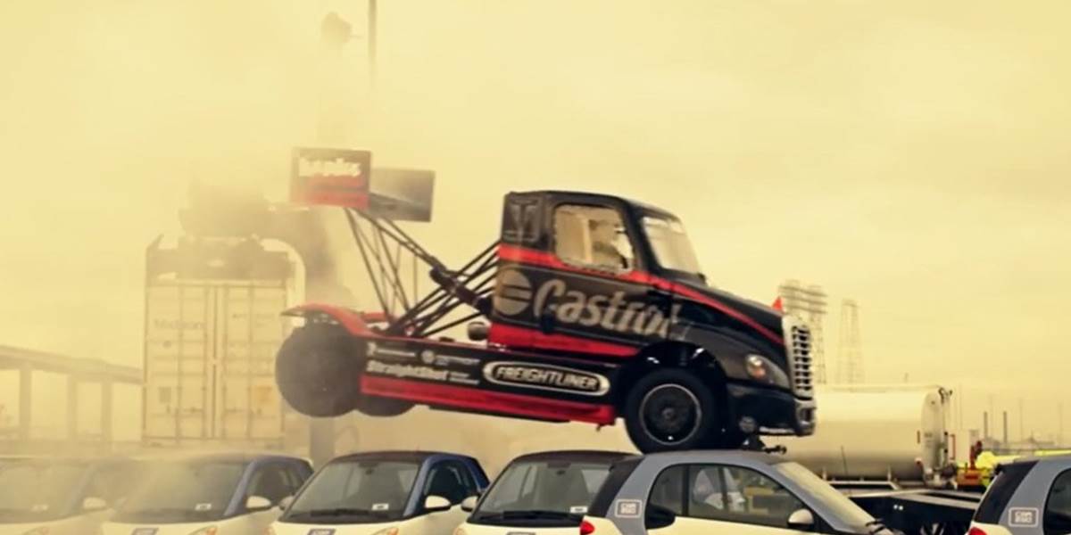 Bláznivé VIDEO: Driftujúci kamión!