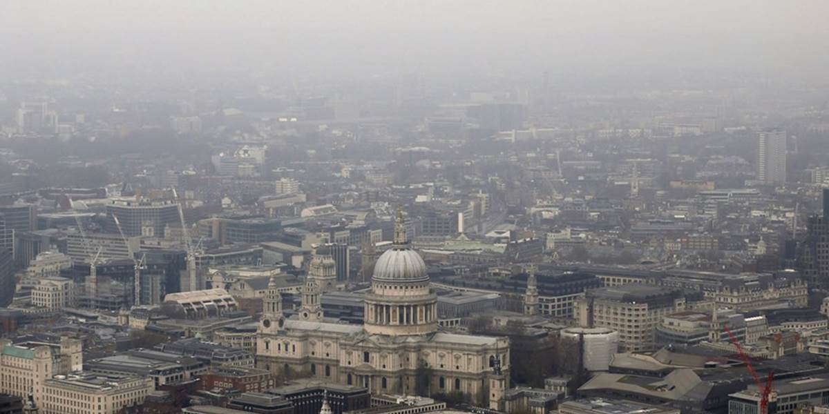 VIDEO Silné znečistenie ovzdušia skomplikovalo život obyvateľom Londýna